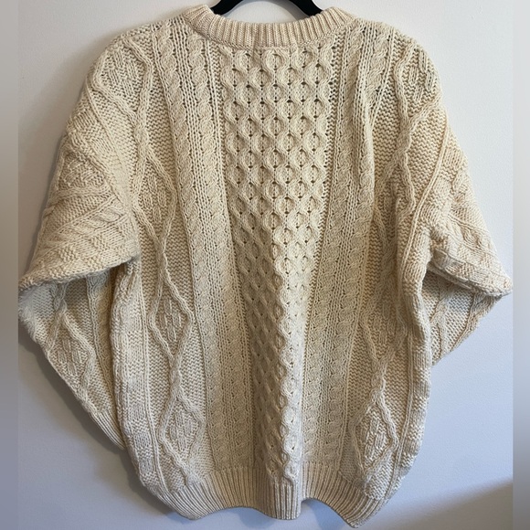 CLANSMAN COLLECTION- Aran fisherman sweater, size medium - Picture 2 of 5